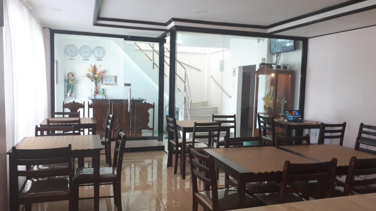 Adams View Hotel Moalboal Ngoại thất bức ảnh